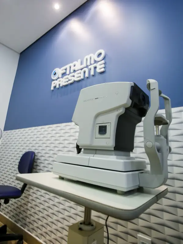 Equipamento de diagnóstico oftalmológico da Oftalmo Presente