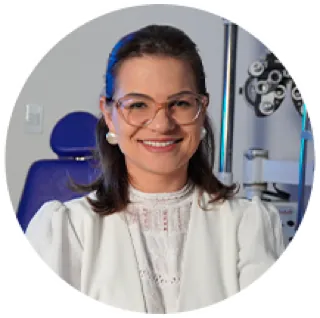 Dra. Aline Sampaio Fernandes Coronado, oftalmologista em Arapiraca